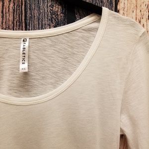 White Scoop Neck Long Sleeve Tee